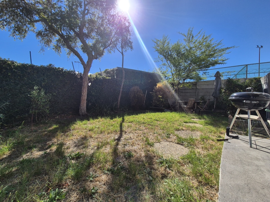 2 Bedroom Property for Sale in Claremont Western Cape
